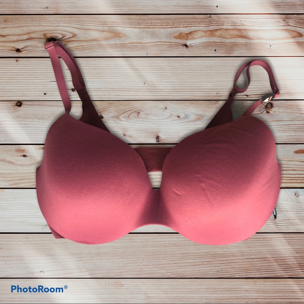 COPY - Victoria Secret burgundy bra, 32DD, lined Demi.